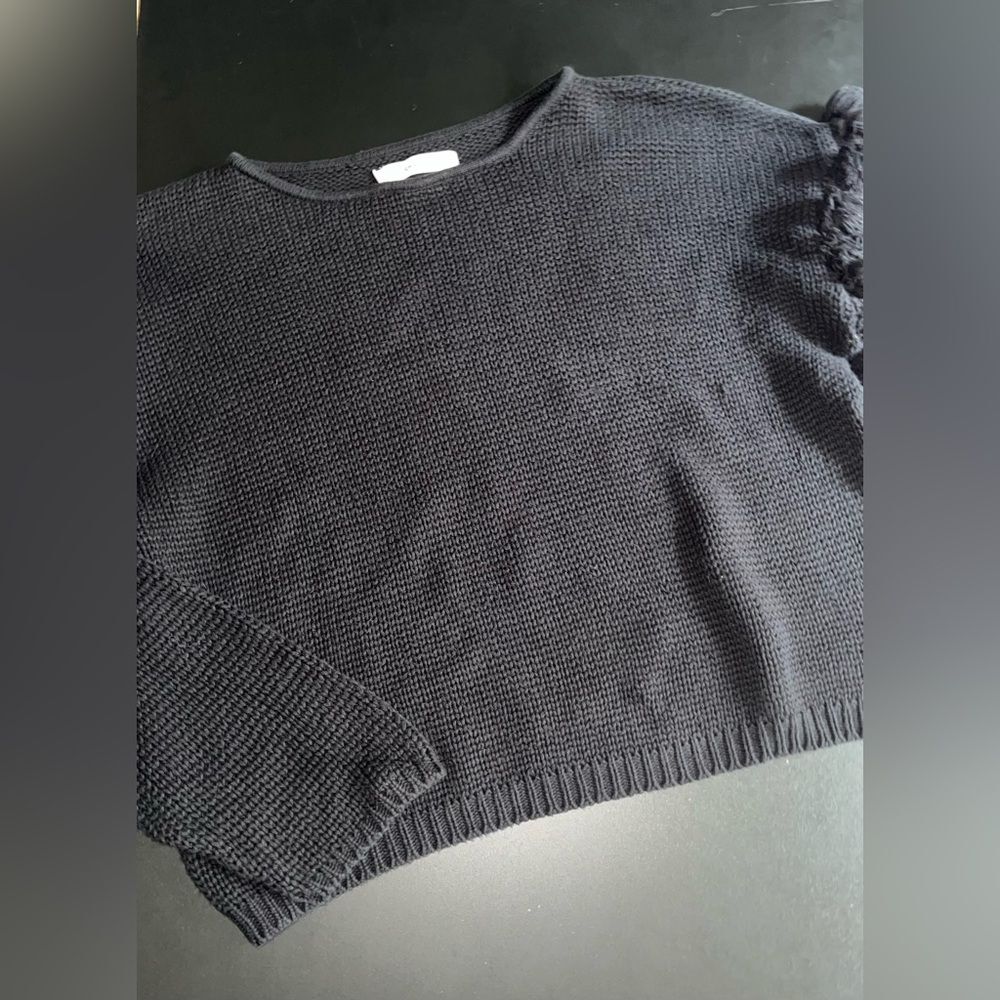 Chan Luu Pom Sleeve Cropped Sweater in Black Size Small EUC